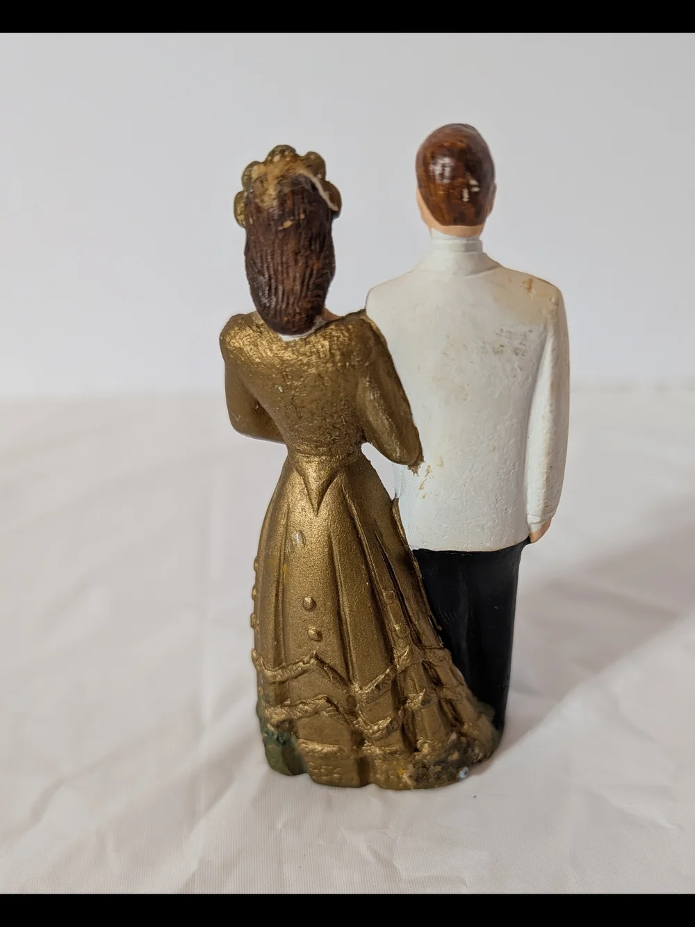 VGT Wedding Cake Topper Bride & Groom Figurine in Gold and White